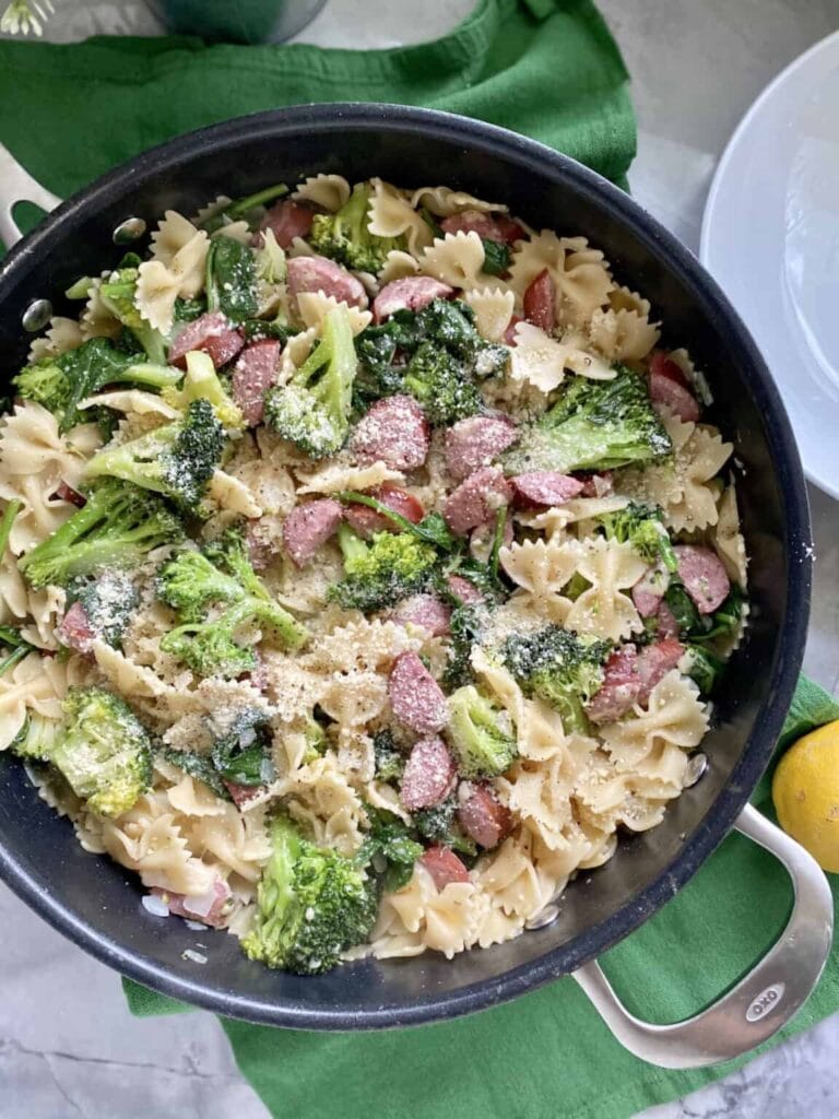 One Pot Kielbasa and Broccoli Pasta 