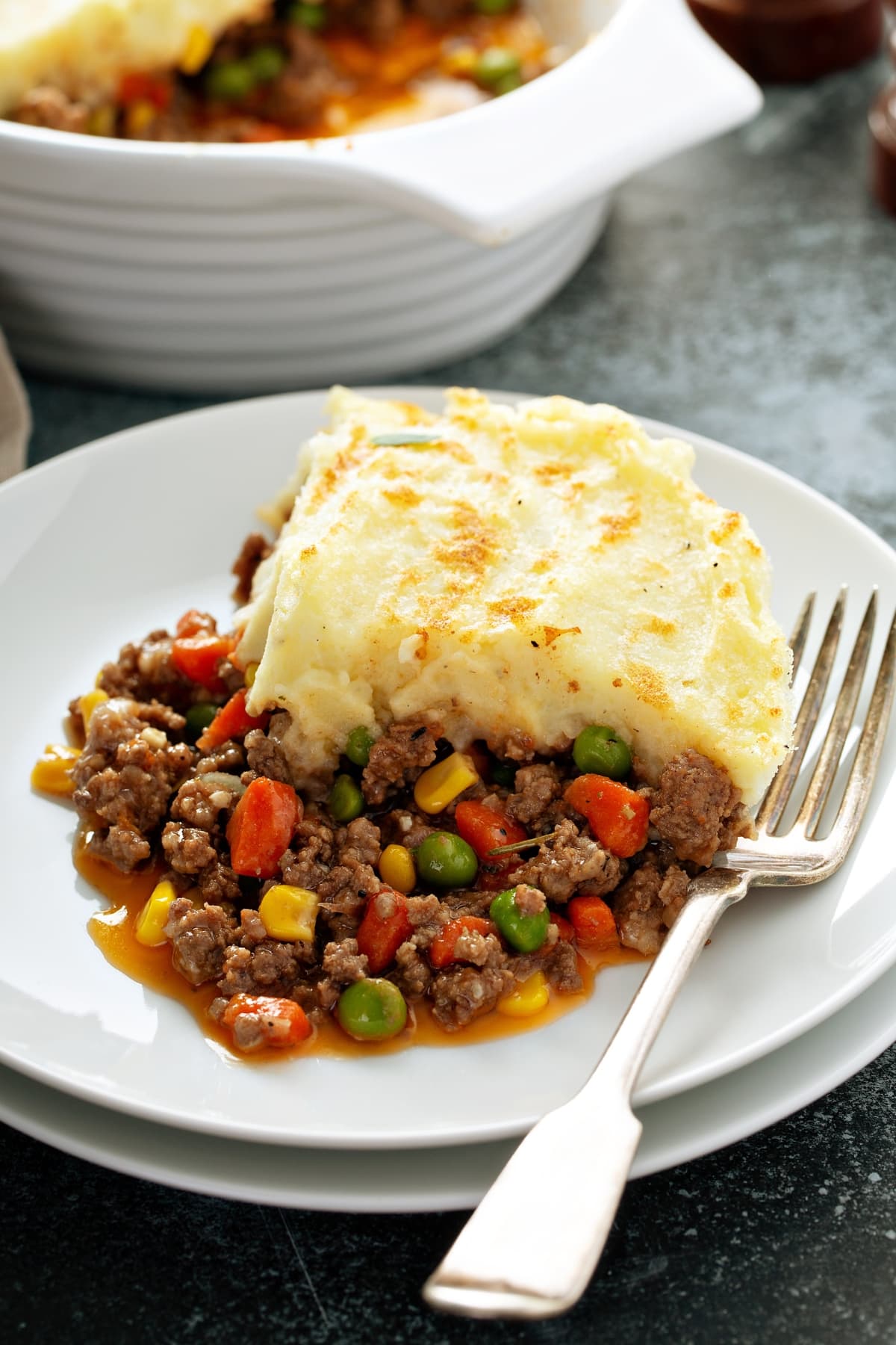 Shepherd's Pie with Ground Beef and Vegetables