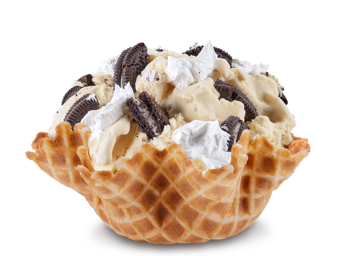 Cold Stone The Way the Cookie Crumbles Flavor with Cookie Dough Ice Cream, Oreo Chunks, and Frosting in a Waffle Bowl 