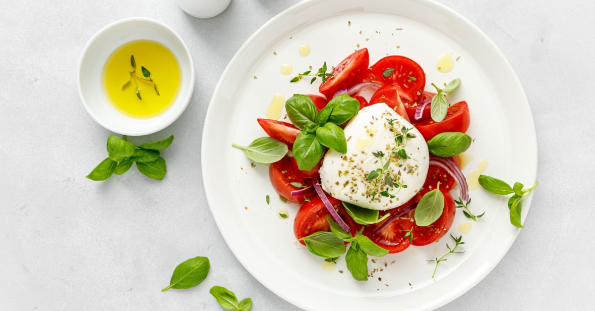 23 Easy Caprese Recipes That Go Beyond Salad - Insanely Good