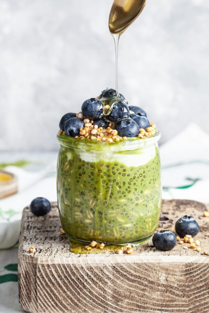 Homemade Matcha Overnight Oats with Blueberries
