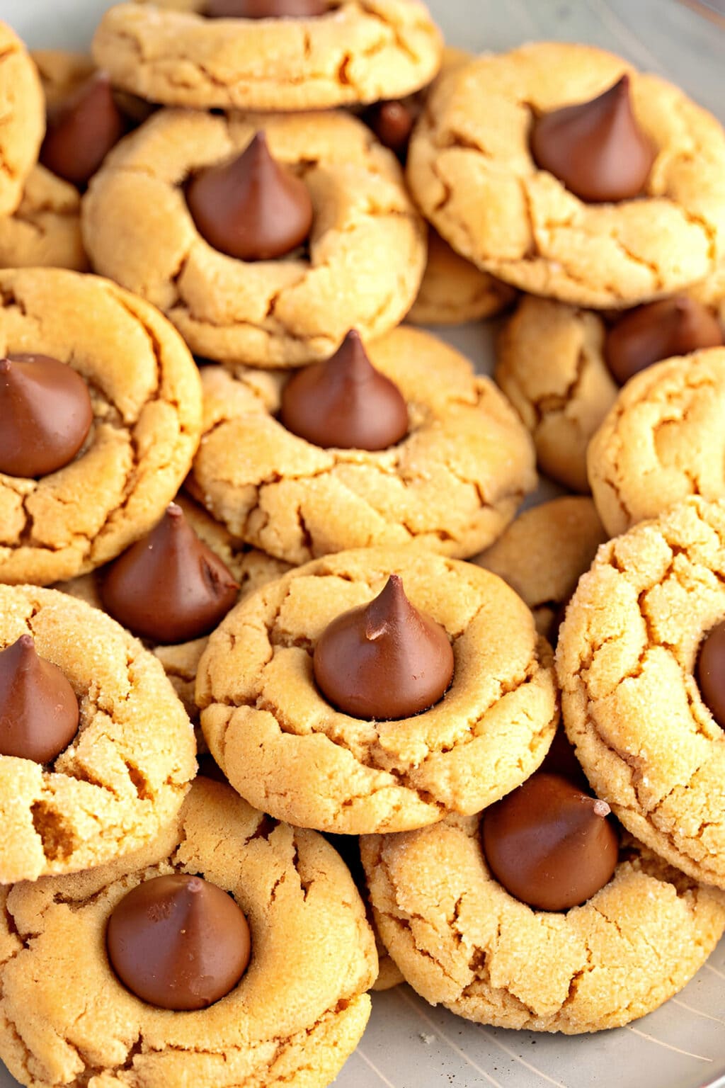 Peanut Butter Blossoms Cookie Recipe Insanely Good