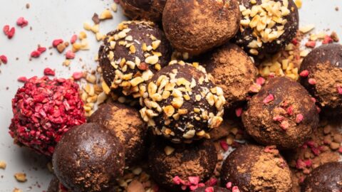 Homemade No-Bake Vegan Truffles