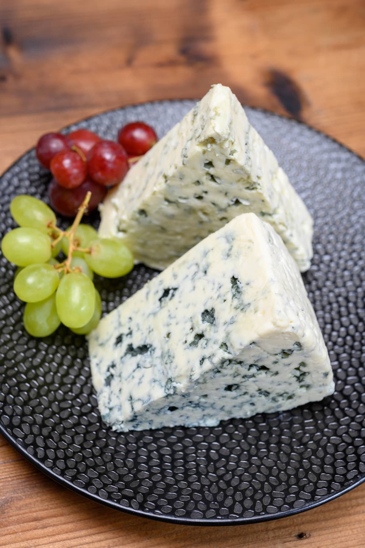 Raw Organic Blue Cheese with Fresh Grapes