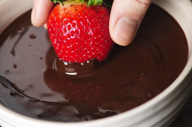 50 Fun Things to Dip Strawberries In