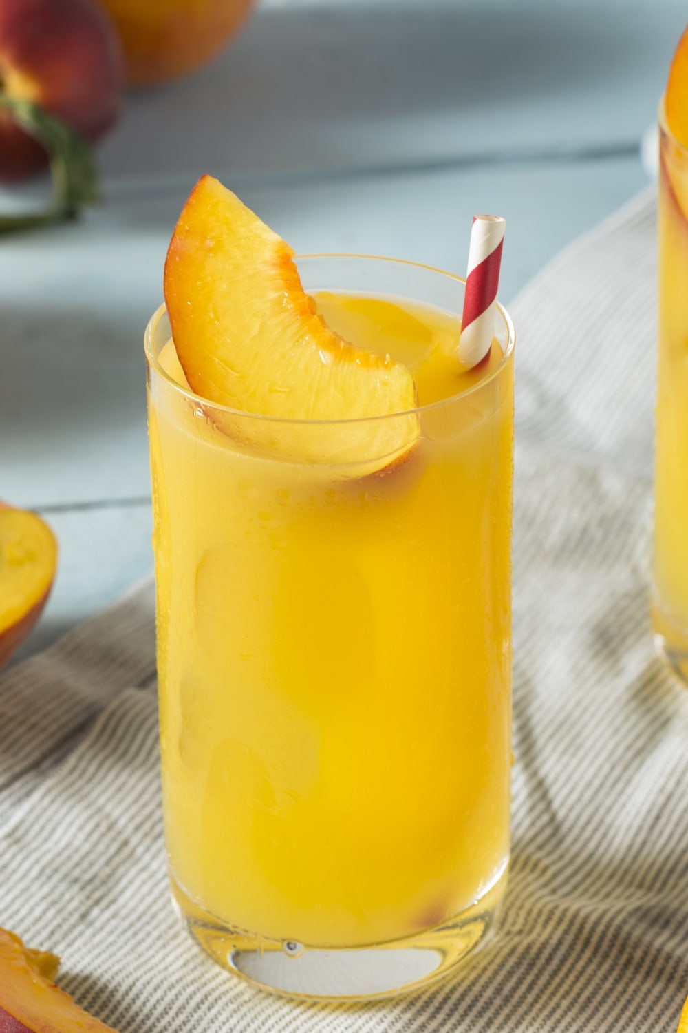Fuzzy Navel Garnished With Slice of Peach