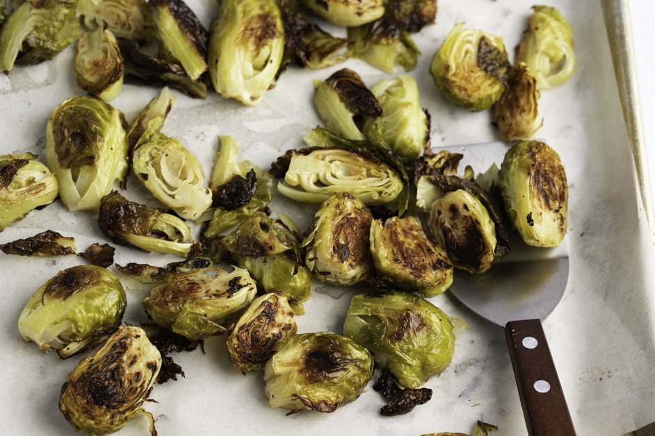 Caramelized and Crispy Roasted Brussels Sprouts