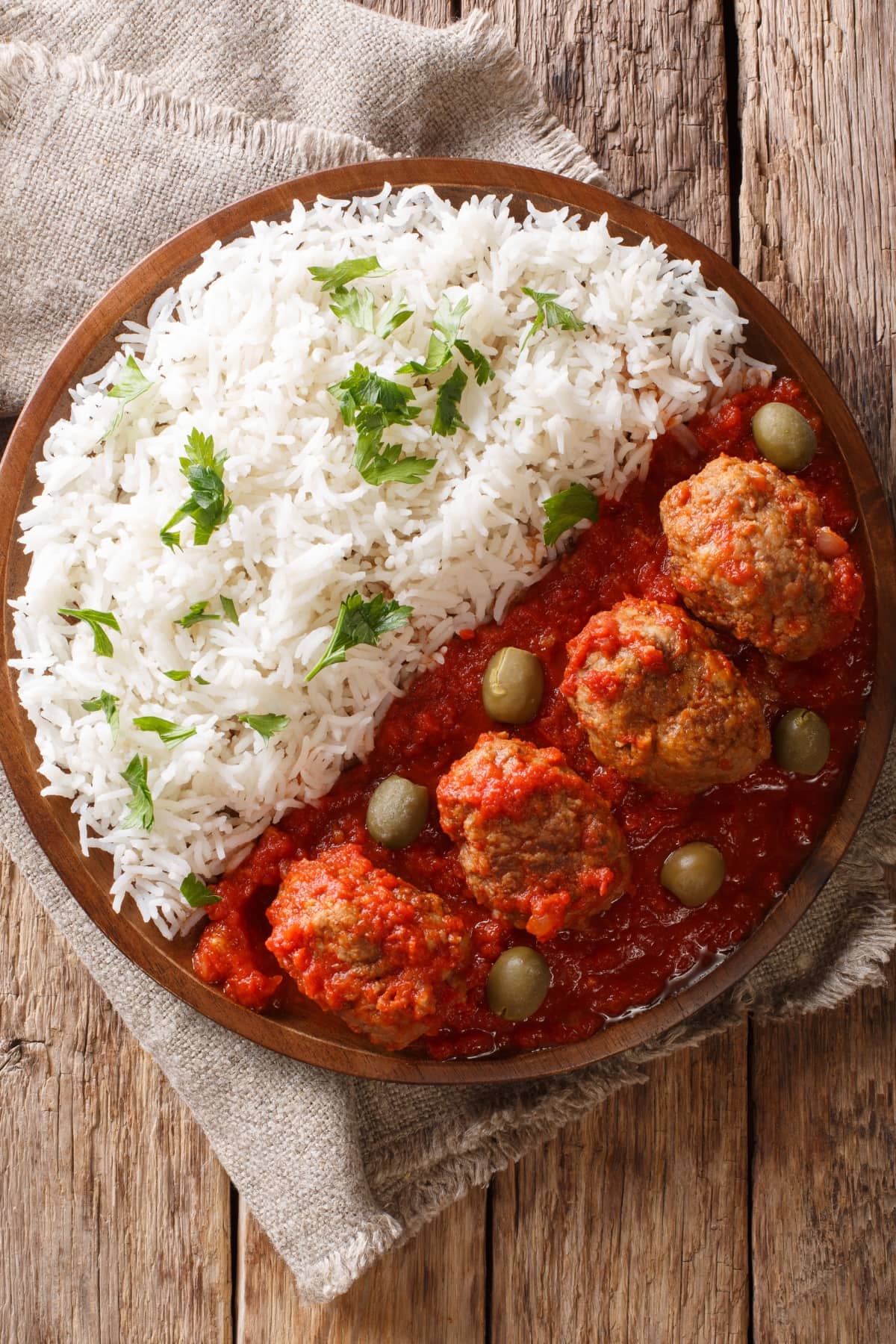 Greek Meatballs with Ground Beef, Tomato Sauce and Rice