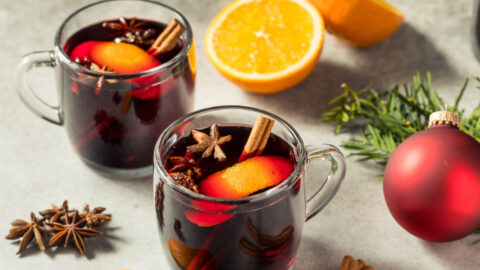 Mulled Wine with Orange and Cinnamon