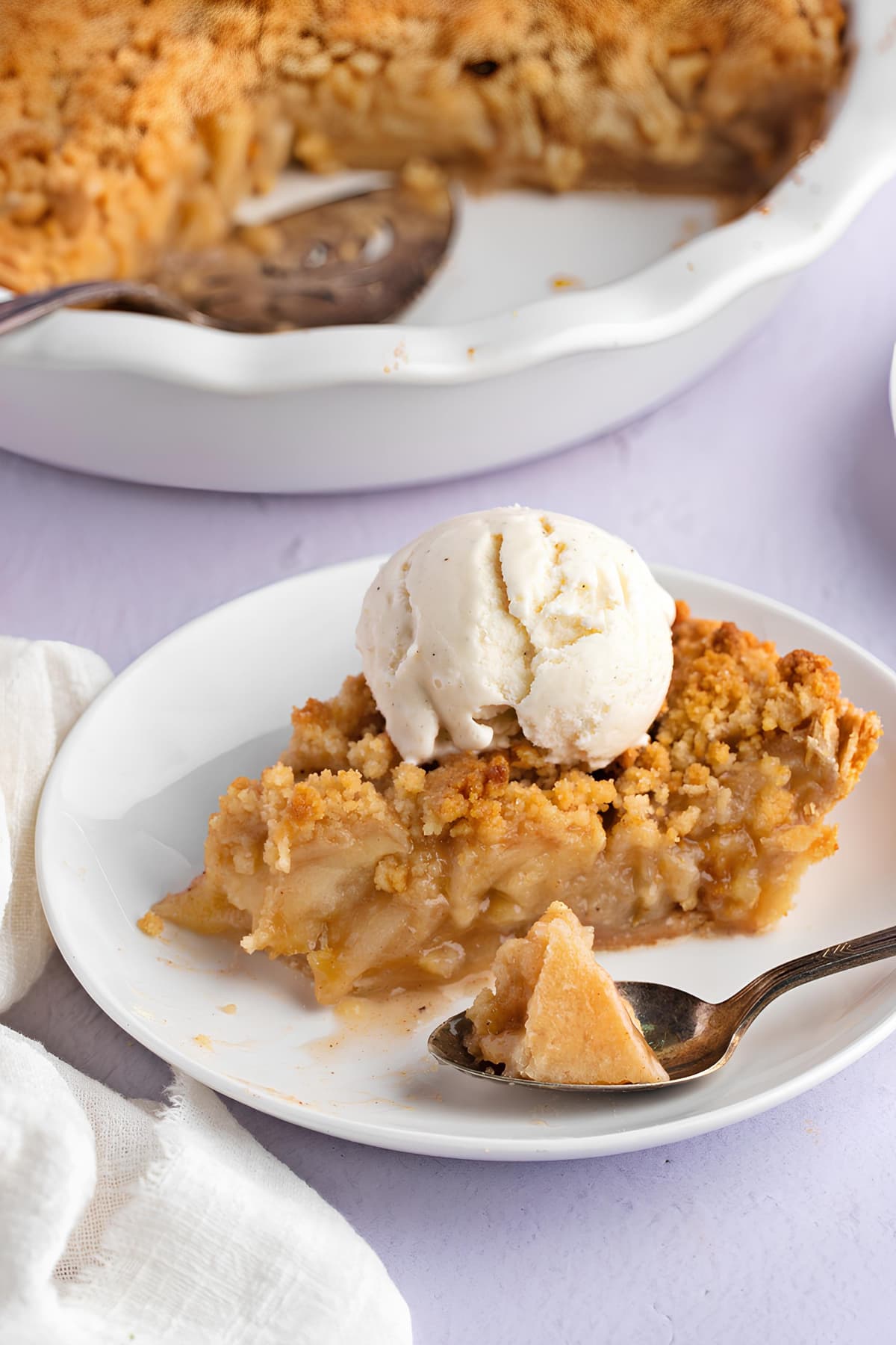 Sweet and Crumbly Homemade Dutch Apple Pie with Ice Cream