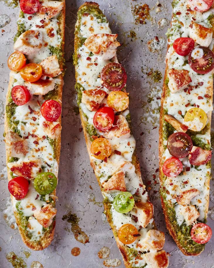 French Bread Pesto Chicken Pizza with Green and Red Tomatoes