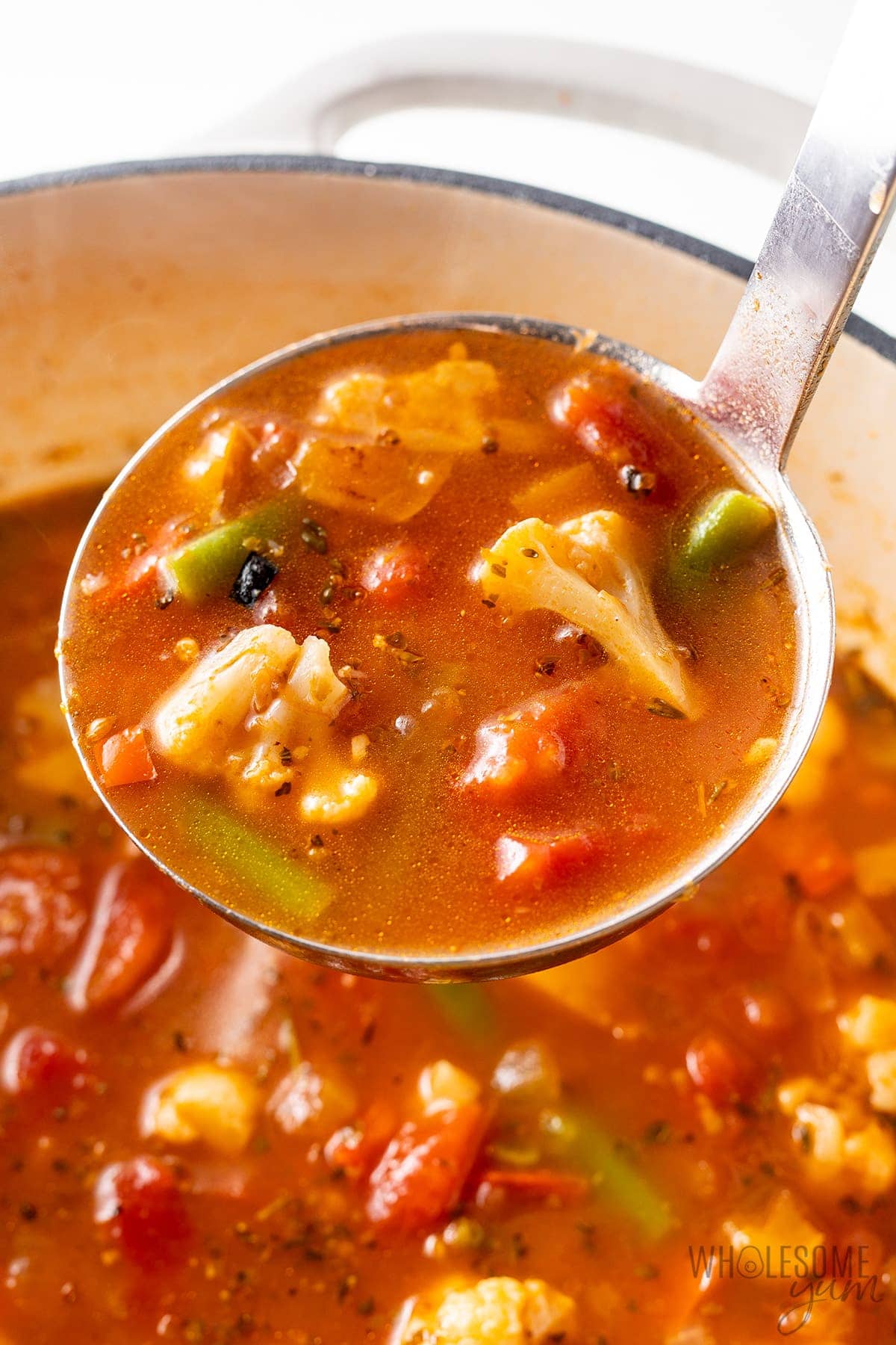 Warm and Healthy Vegetable Soup with Bell Peppers and Cauliflower