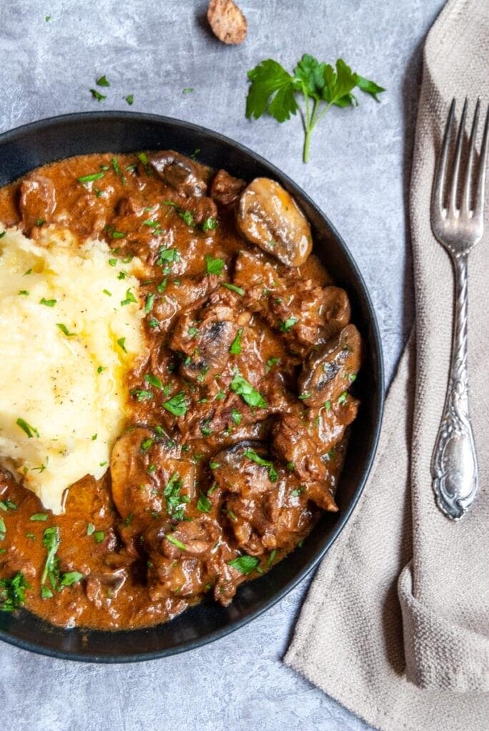 Slow Cooker Beef Stroganoff with Mashed Potatoes and Mushrooms