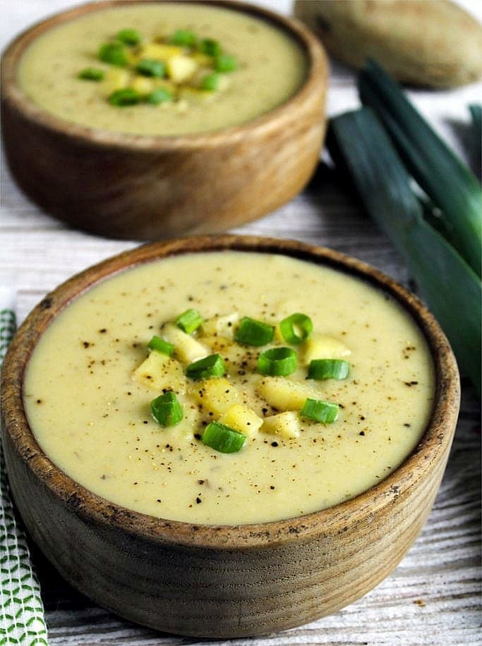 Creamy Vegan Potato Leek Soup with Chopped Green Onions