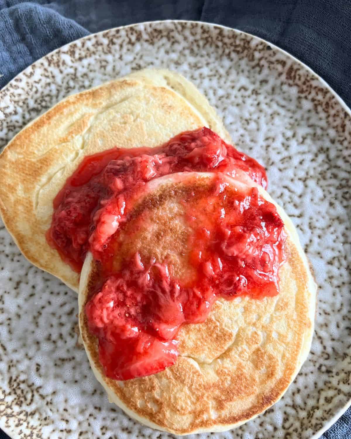 Homemade Weight Watchers Pancakes with Strawberry Sauce