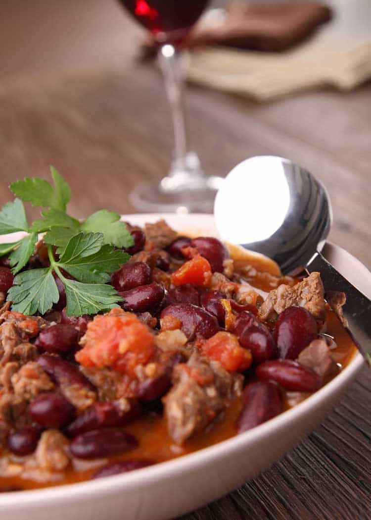 Homemade Chili with Ground Beef and Beans