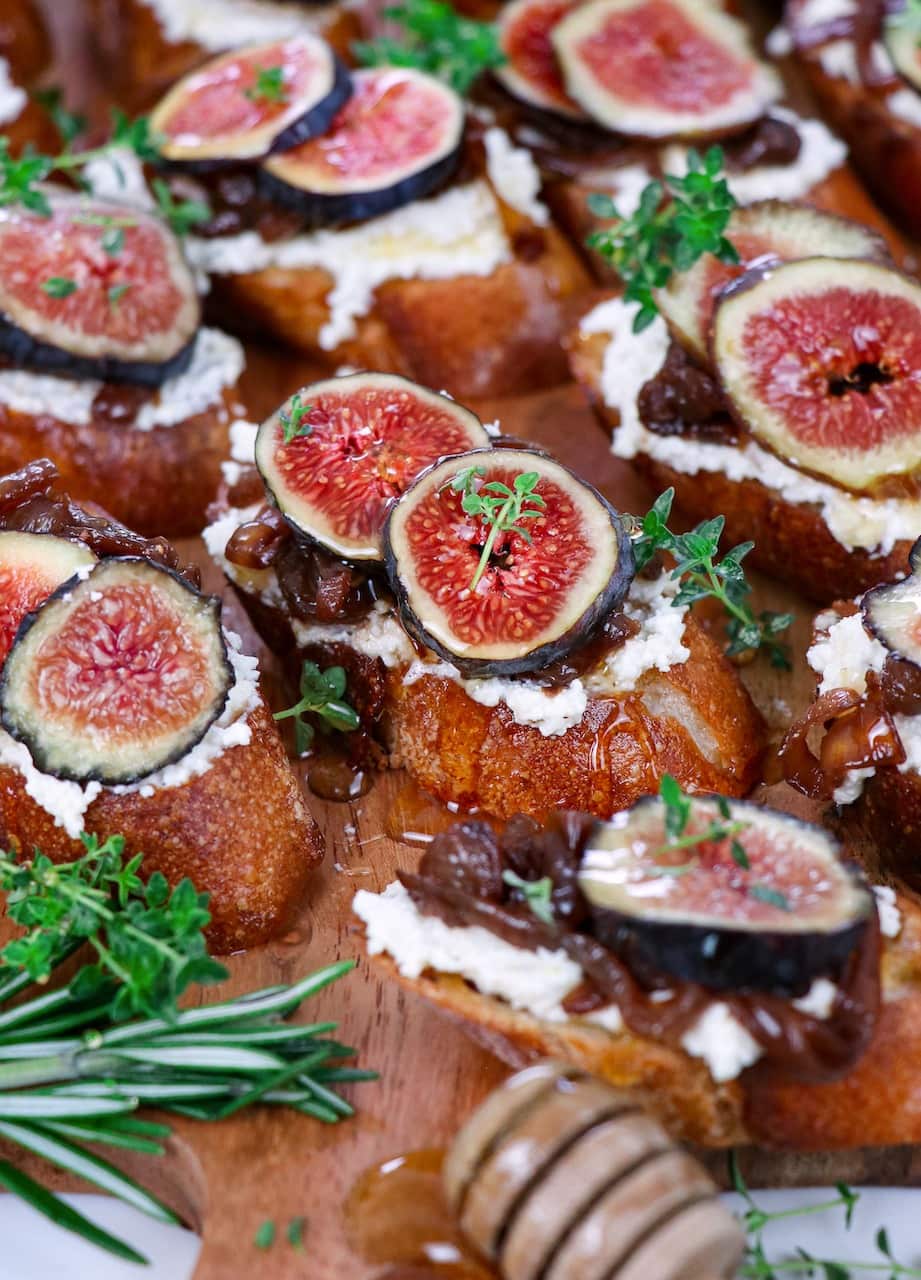 Crostini topped with caramelized onion and fig ricotta. 