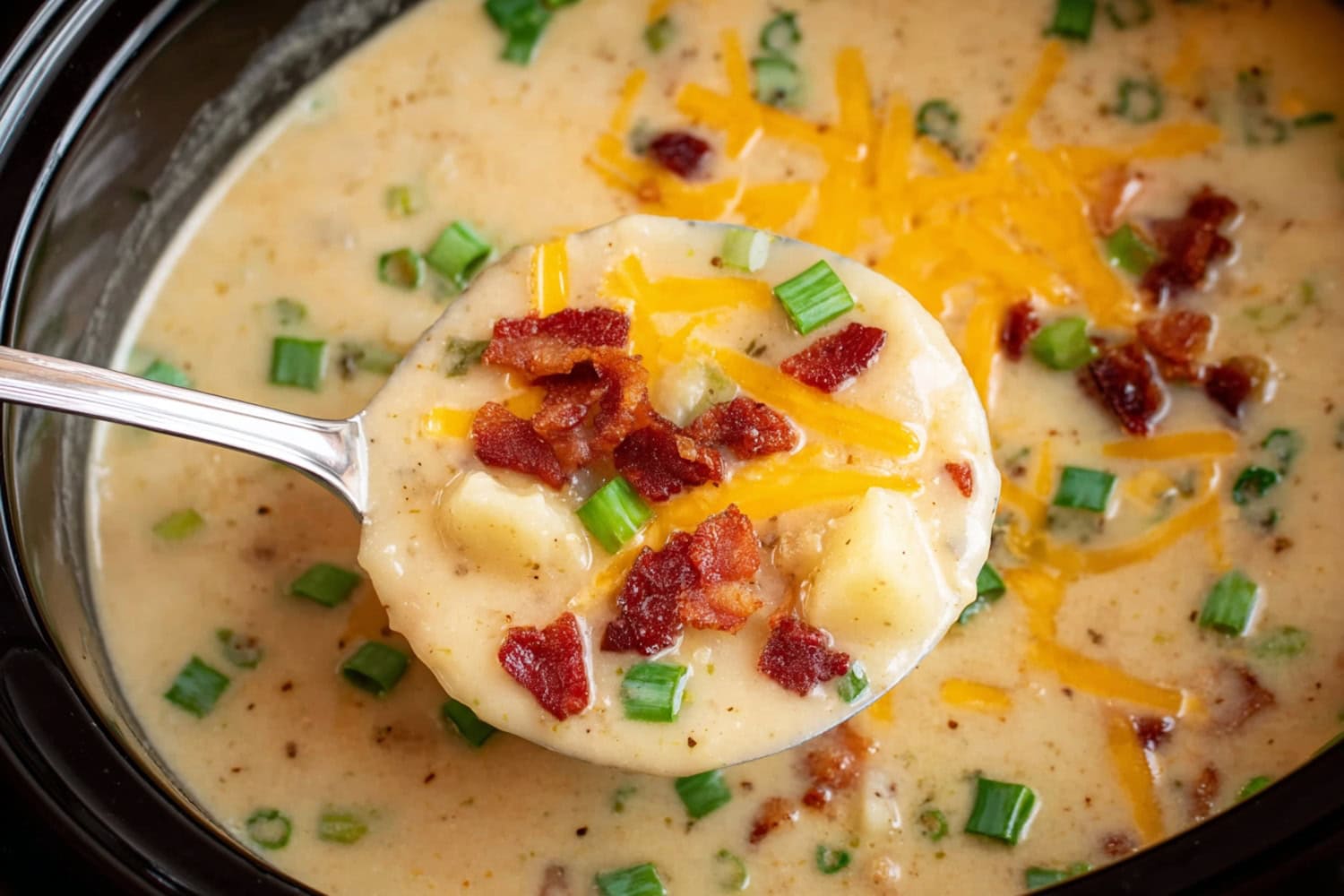 Easy Crockpot Potato Soup to Put on Repeat
