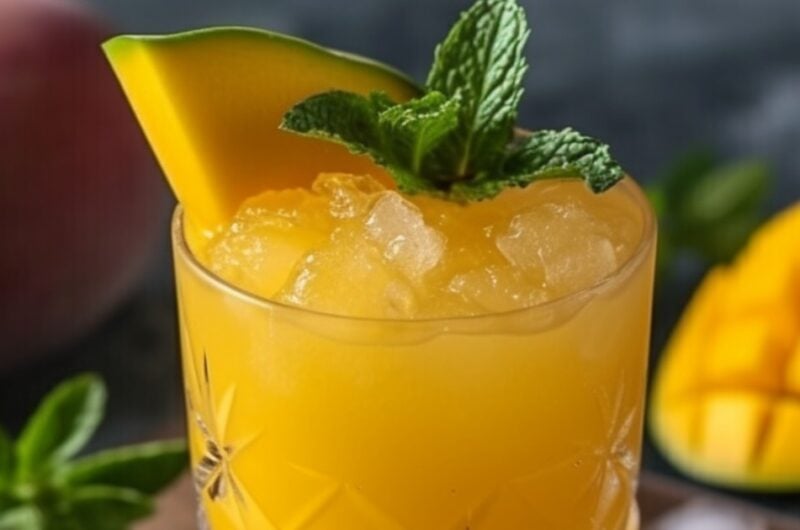 13 Best Mango Vodka Cocktails