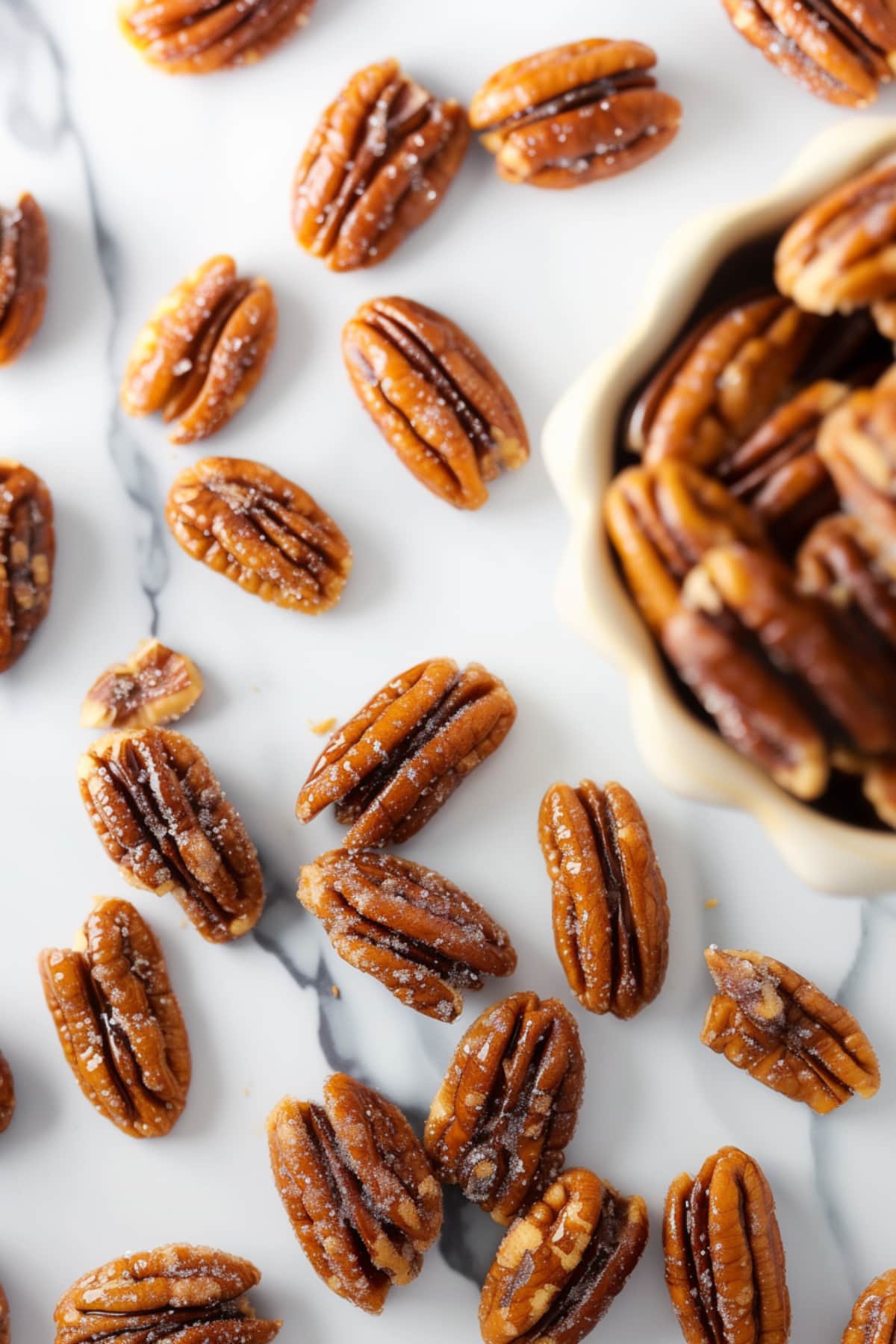 Candied pecans, a delicious and healthy snack option