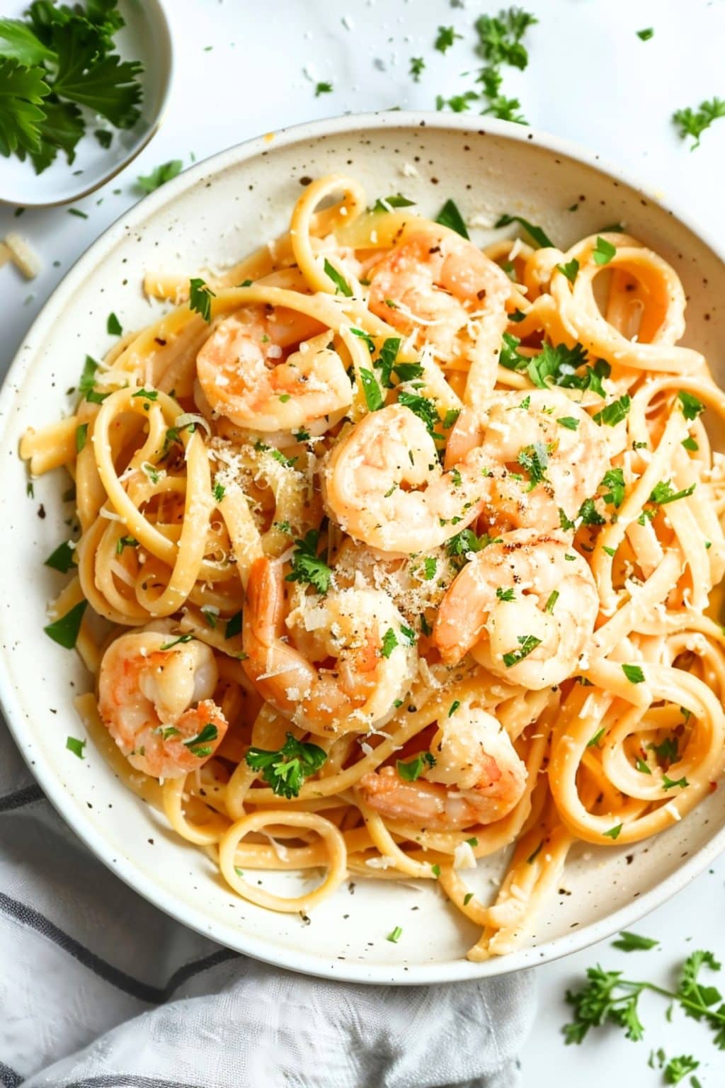 Easy Shrimp Linguine Recipe (With Garlic Butter) Insanely Good