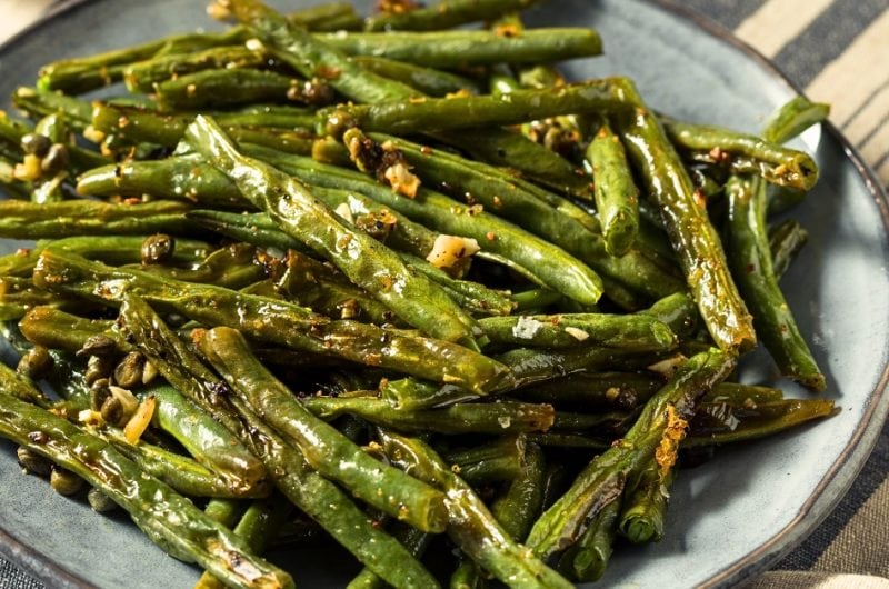 Oven-Roasted Green Beans (Easy Side Dish)