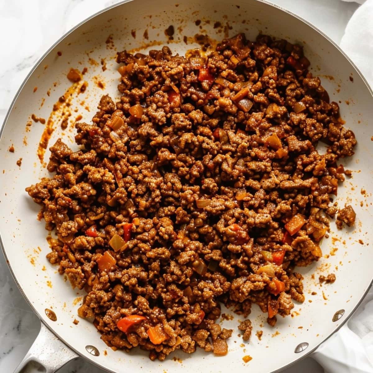 Taco ground beef in sauce pan.