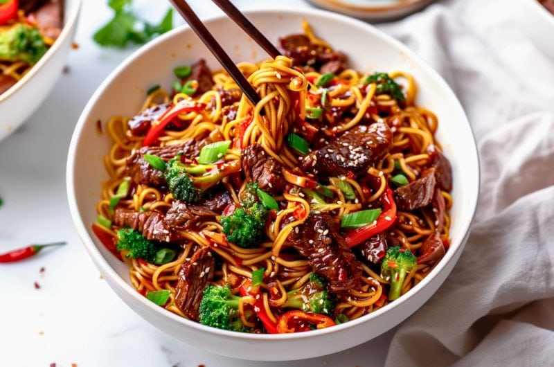 Sticky Beef Noodles