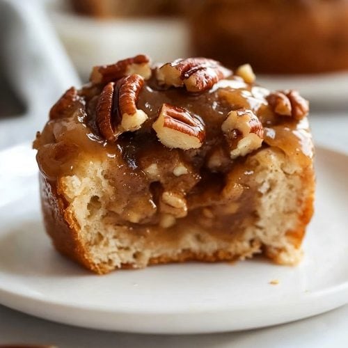 Caramel-Pecan-Sticky-Buns-