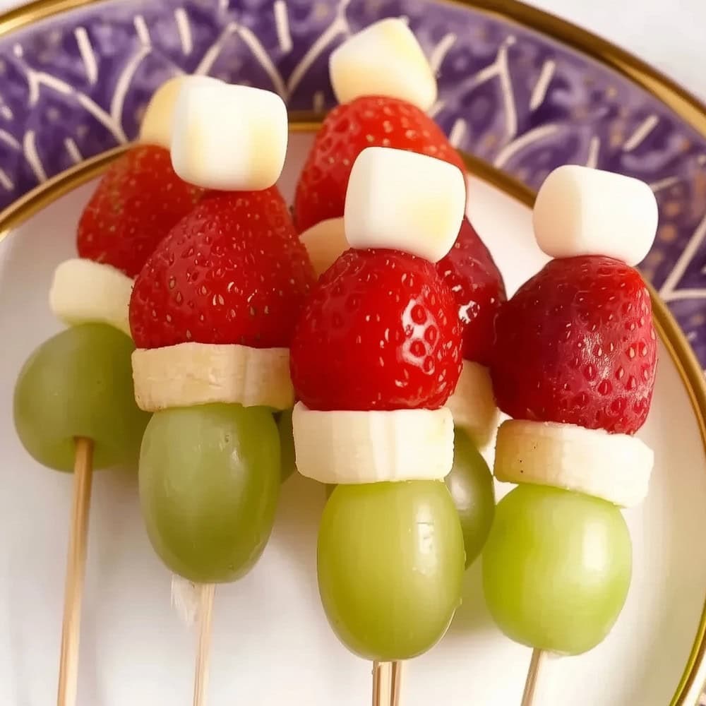 Four ingredient Grinch fruit kabobs